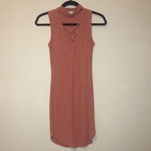 Lace-Up Dusty Pink Bodycon Dress - S